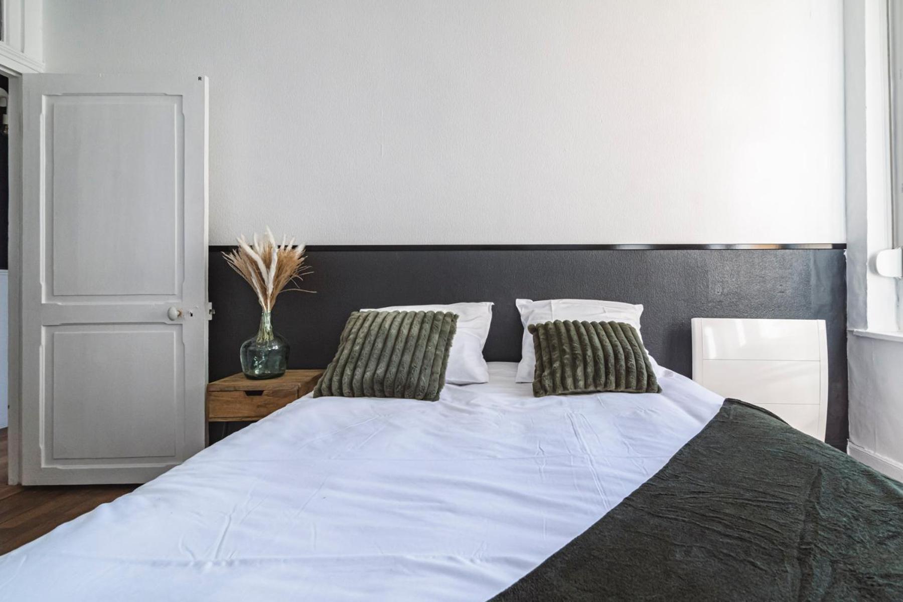 Le Cosy - Charmant 2 Chambres - Hyper Centre 랭스 외부 사진